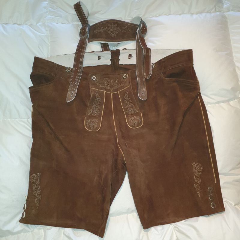 Kurze Herren Lederhose in Gr.62 für nur €55,-